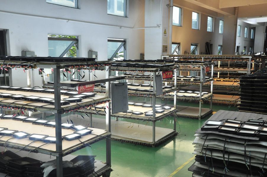 Shenzhen Suiyan Technology Co., LTD línea de producción del fabricante
